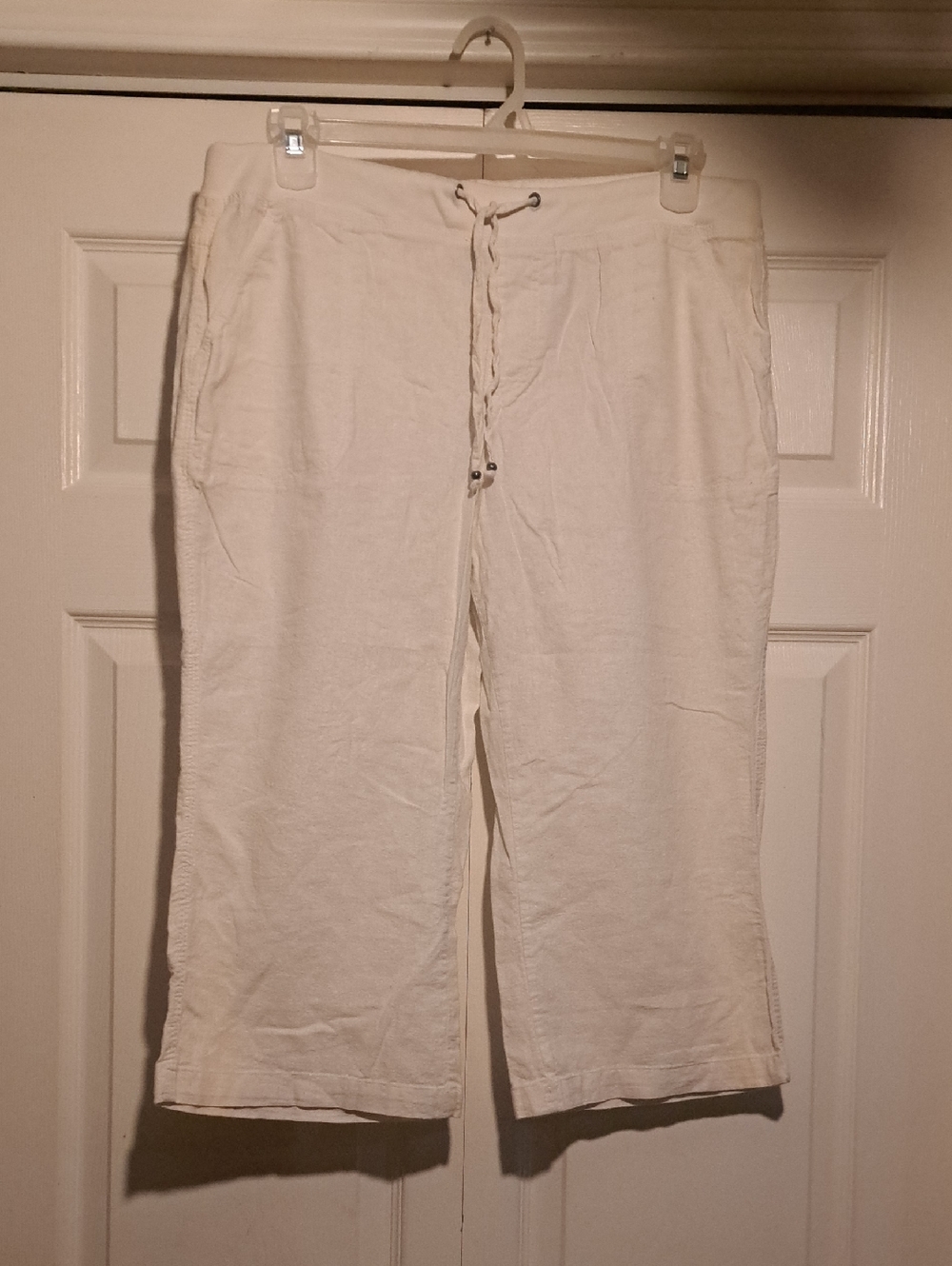 πJessica-Off White Drawstring Linen Blend Womans Capris Light weight loose fit